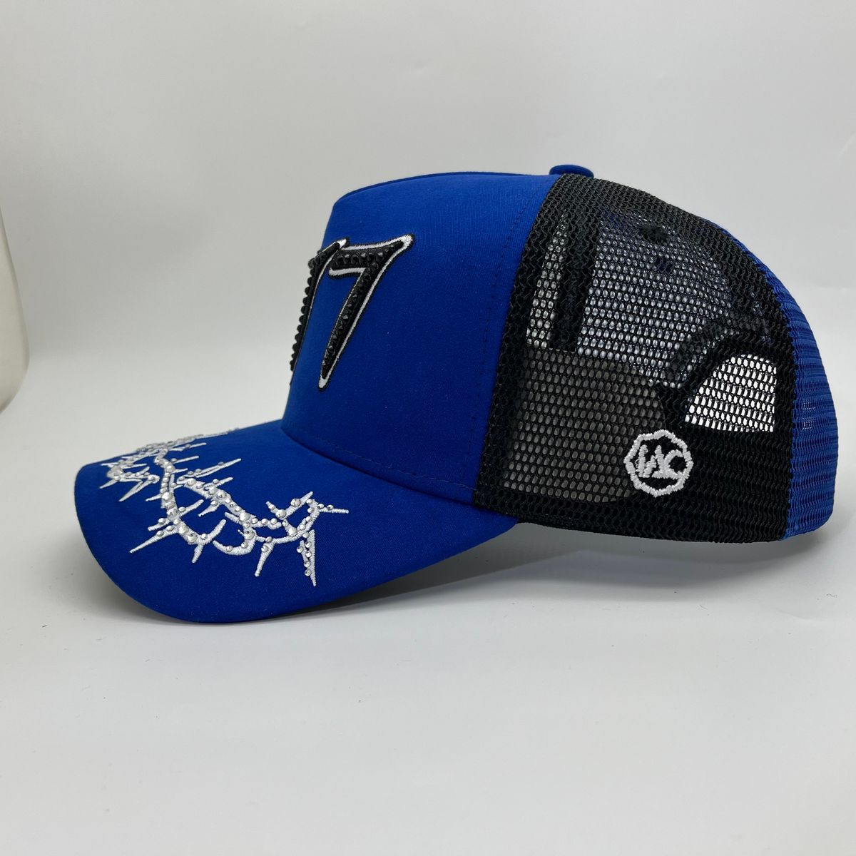 V2 Diamond 777 Trucker Hat Suede - Blue