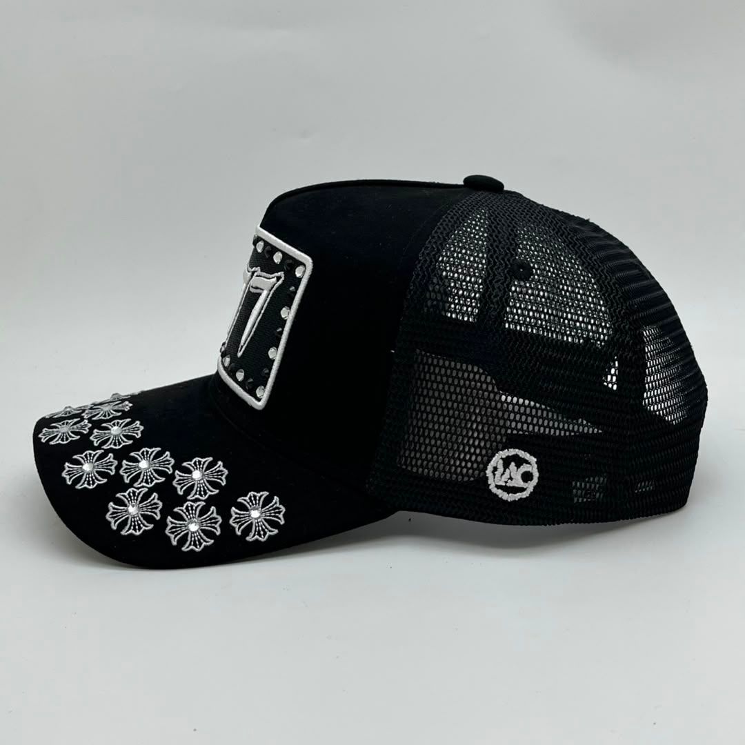 V5 Diamond 777 Trucker Hat Suede - Black / White