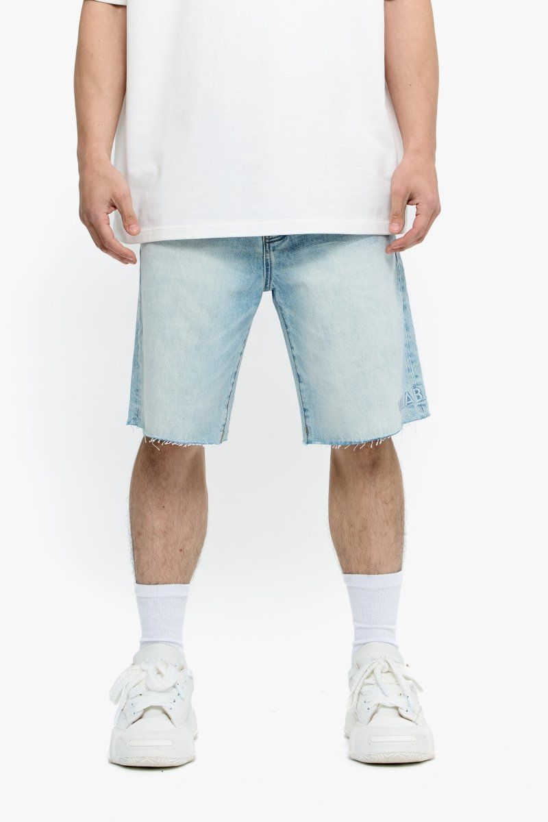 Mr. Shorts - Light Wash