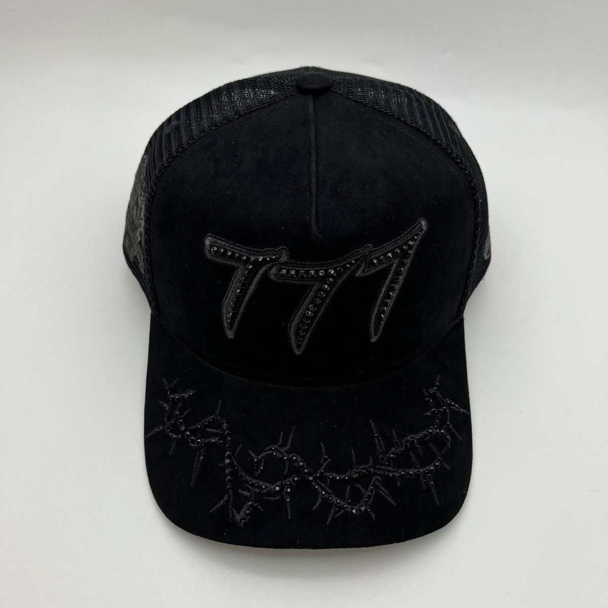 V2 Diamond 777 Suede Trucker - Black