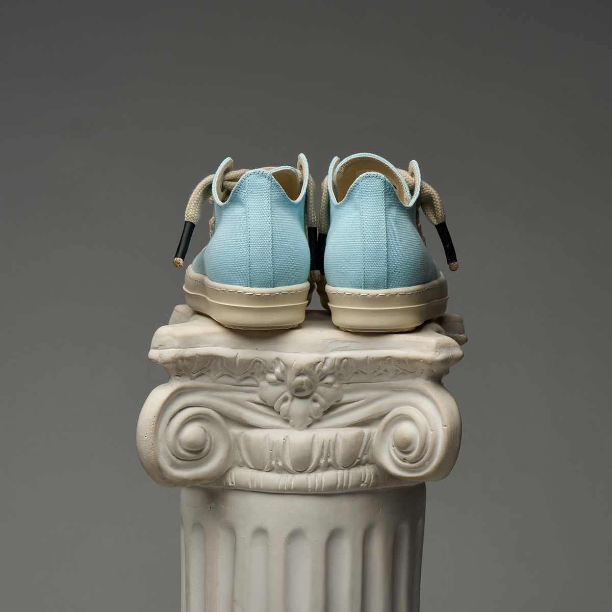 Salm 28 - Powder Blue